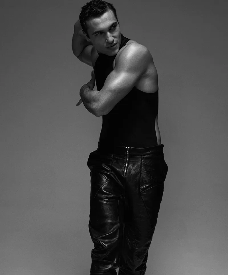 Meet Deano Perona: The Affluential Model-Sensation Charting The ...