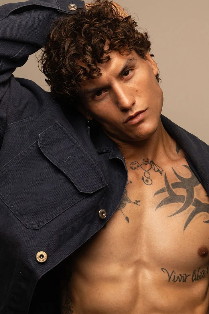 Ivan Couture photographed in a direct model portrait by Yeu Sanchez.