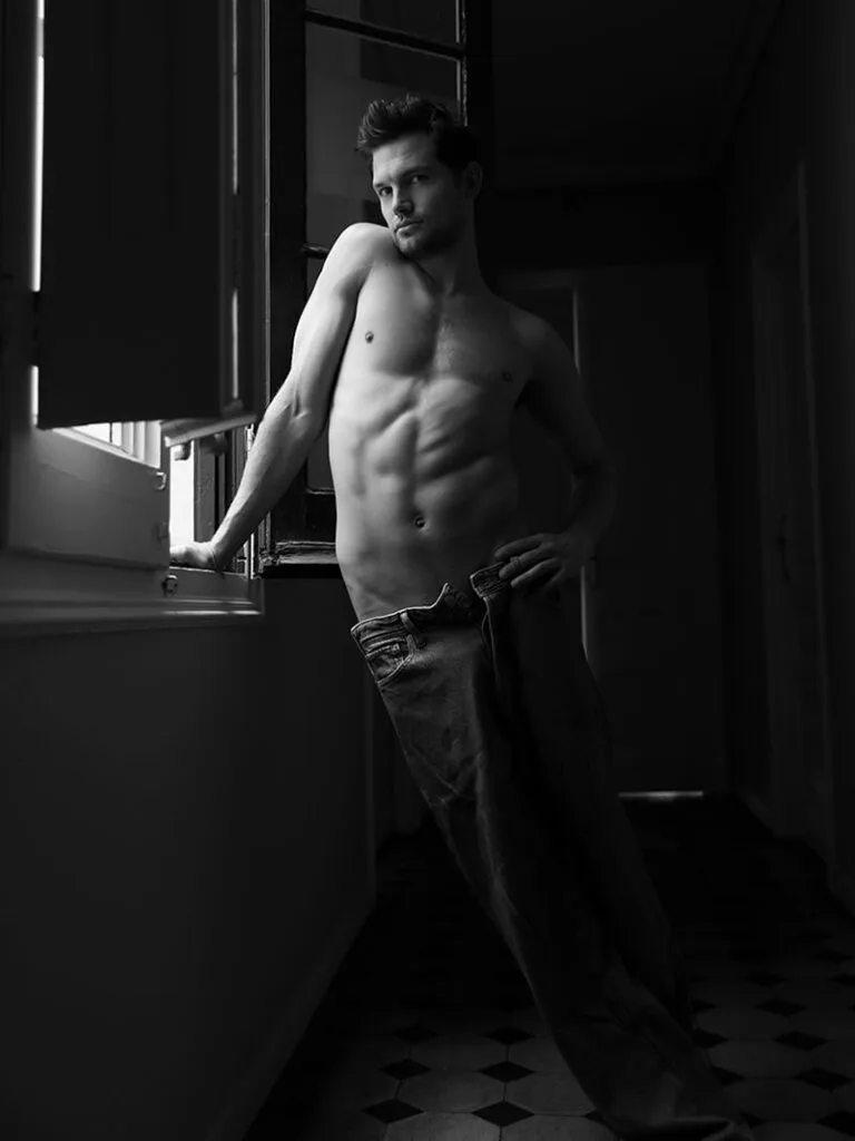 Supermodel Stefan Pollmann Is in His Black & White Vibrations.