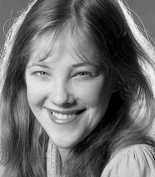 Catherine O’Hara smiling from undated possibly 70s headshot photo
