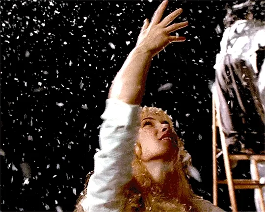 Friday Escapism: Edward Scissorhands’ “Ice Dance” Moment
