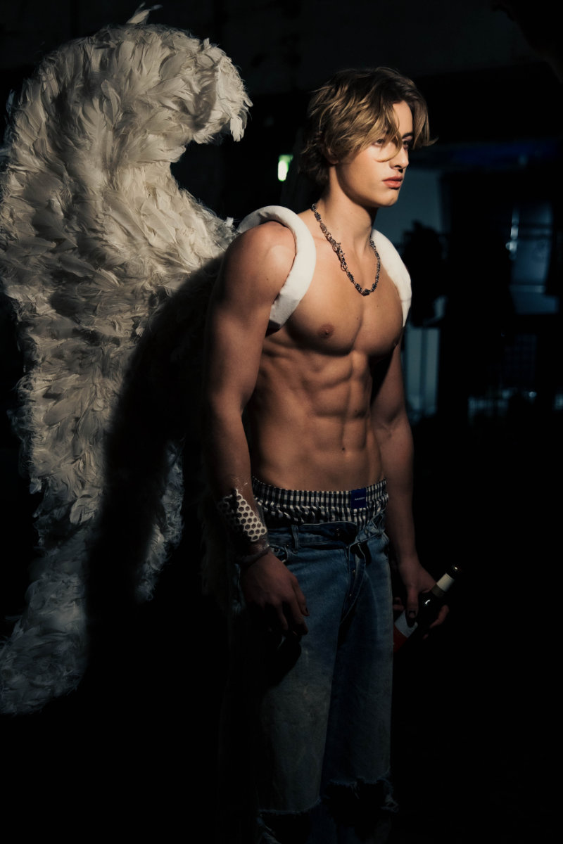 Backstage moment from DAGGER FW26 shot by Jennifer‑Lynn Kremer