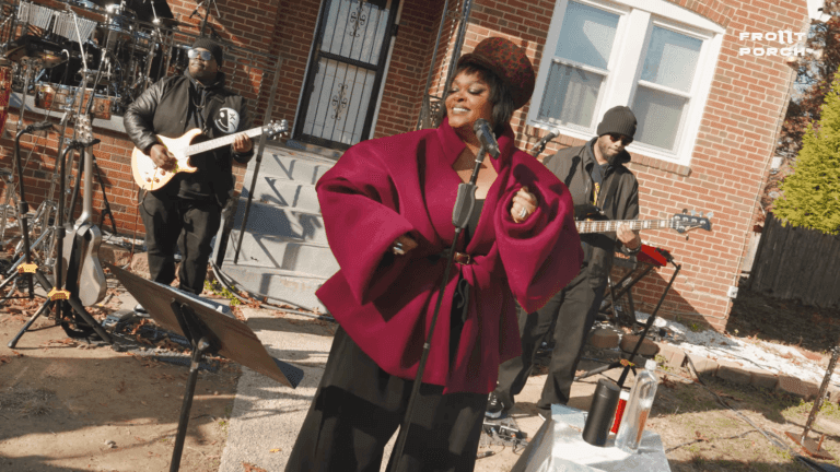 Jill Scott Performs “Noochie’s Live From The Front Porch”