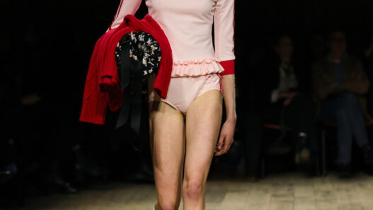 Simone Rocha F/W 2026 menswear looks on the London Fashion Week runway