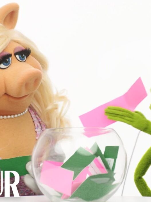 Miss Piggy appearing in an online interview segment for Glamour magazine