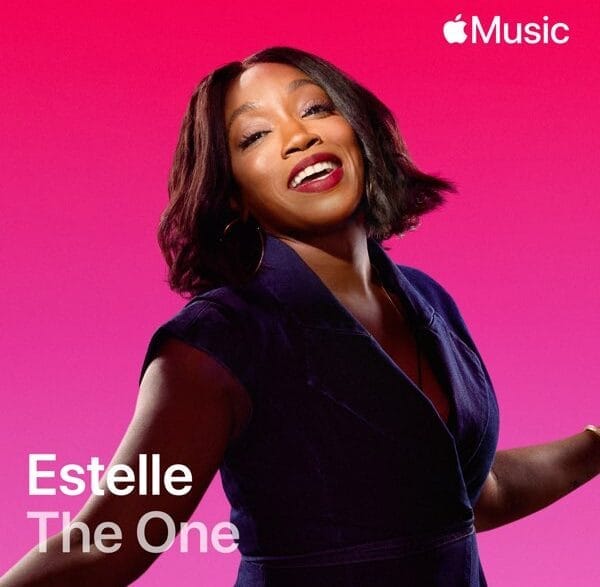 Estelle performing “American Boy” live at Apple Music’s Los Angeles Studios.
