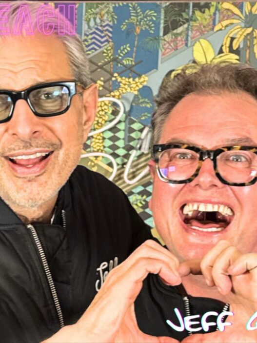 Jeff Goldblum speaking on Alan Carr’s Life’s a Beach podcast