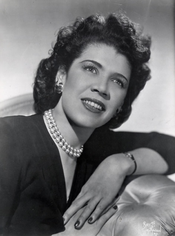 Anne Brown performing “Summertime” in the 1935 premiere of Porgy & Bess.