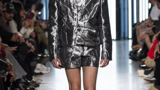 Luis Carvalho presenting his Fall/Winter Afterimage 2026 collection at MODALISBOA.