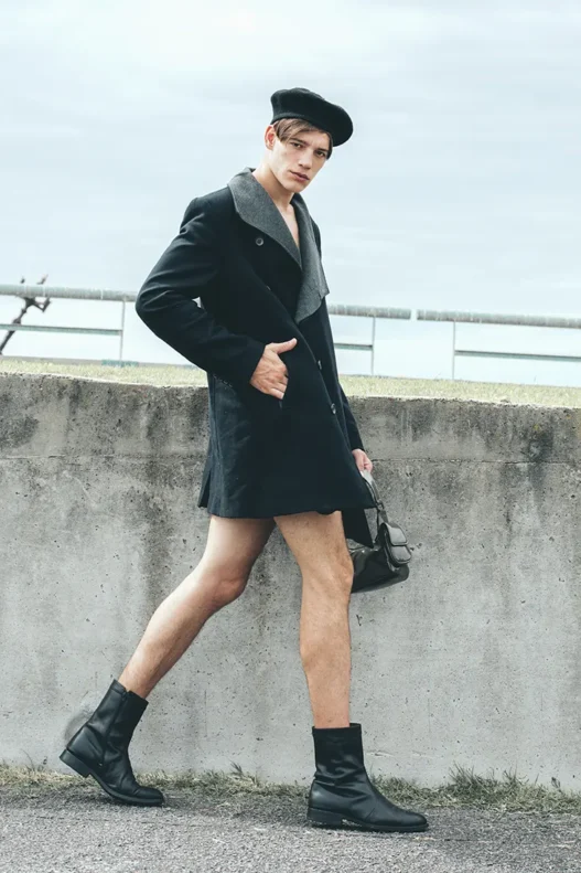 Ale Rosch photographed by Juan Lamas for MMSCENE PORTRAITS.