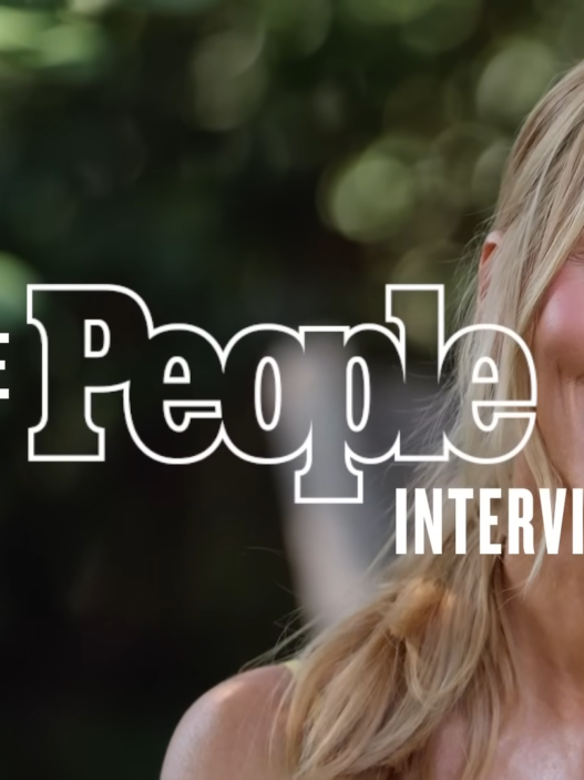 Jennie Garth speaking about Luke Perry and Shannen Doherty.