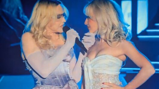 Sabrina Carpenter brings out Madonna for a surprise performance of ‘I Feel So Free’ at Coachella 2026 — INYIM Media