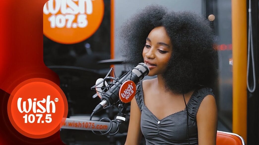 flowerovlove performing “breaking news” live on the Wish 107.5 Bus.