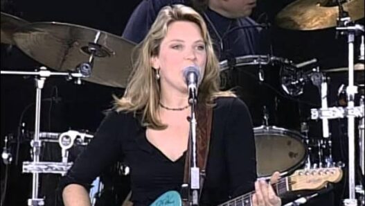 Susan Tedeschi performing “Rock Me Right” at Farm Aid 1999.