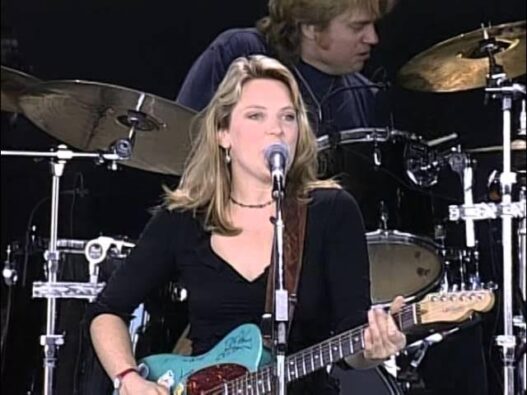 Susan Tedeschi performing “Rock Me Right” at Farm Aid 1999.
