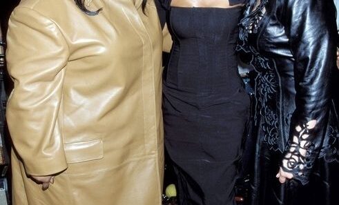 Whitney Houston performing “Heartbreak Hotel” live with Faith Evans and Kelly Price on The Rosie O’Donnell Show.