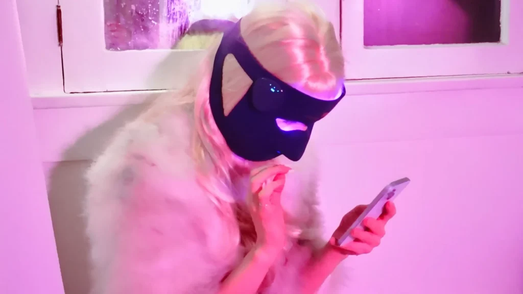 Rare DM with platinum hair in the LA Traffic official music video