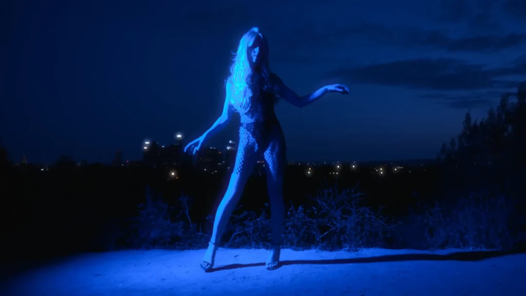 Rare DM dancing in the LA Traffic music video