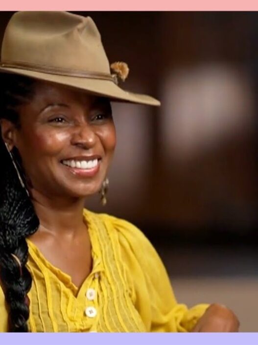 Fatima Robinson speaking with TODAY’s Sheinelle Jones about her choreography career.
