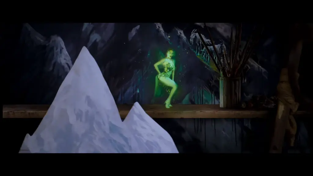 Kylie Minogue as the Green Fairy in the absinthe fantasy sequence of Moulin Rouge! (2001)