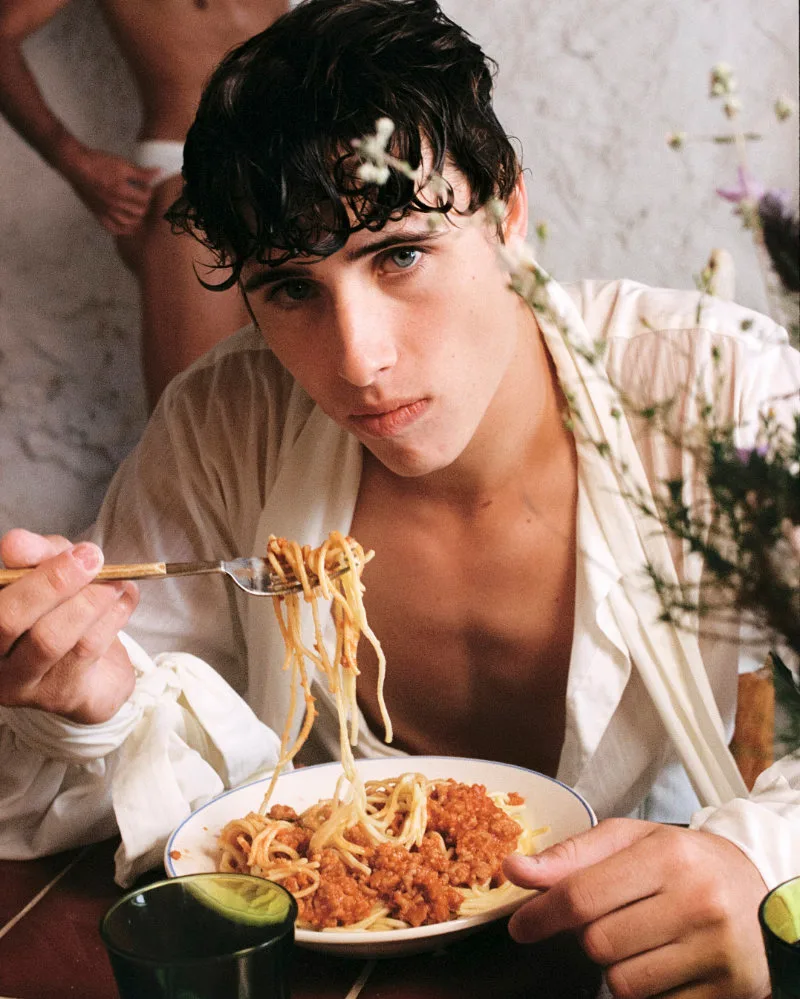 BIBENCIA summer capsule image from the latest collection editorial