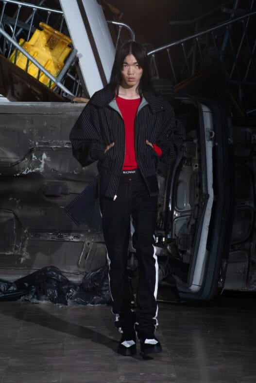 HYACYN Spring Summer 2027 REF 11211 dark tailored runway look