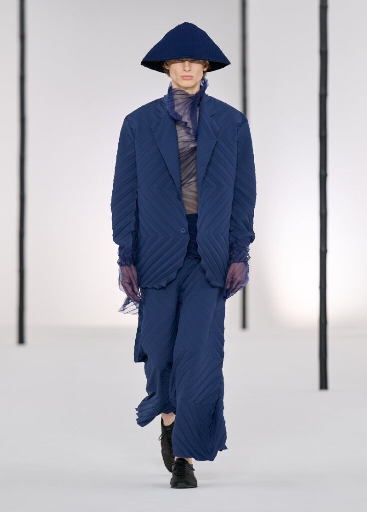 IM MEN Spring/Summer 2027 runway look with bamboo shadow mood