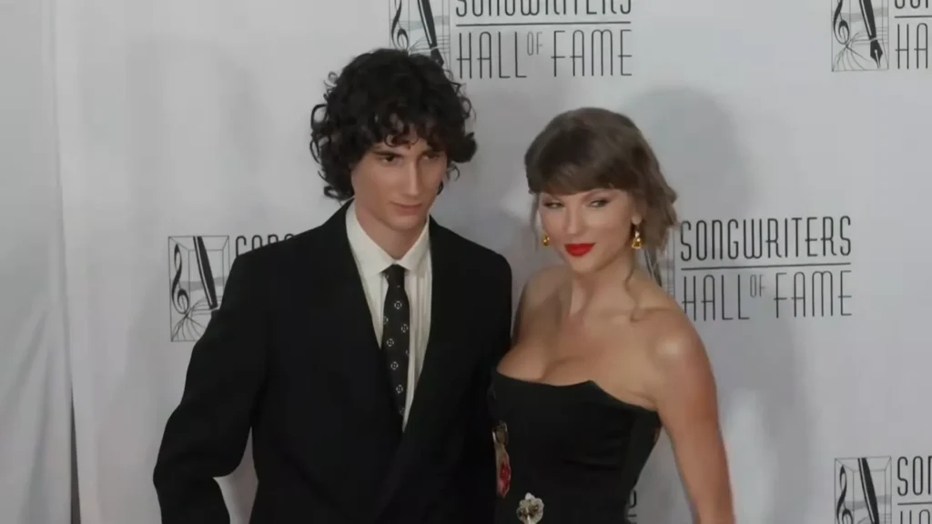 Taylor Swift arriving for the Songwriters Hall of Fame gala in New York City