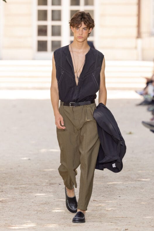 Maison Kitsuné Spring Summer 2027 Urban Glide look in relaxed city styling