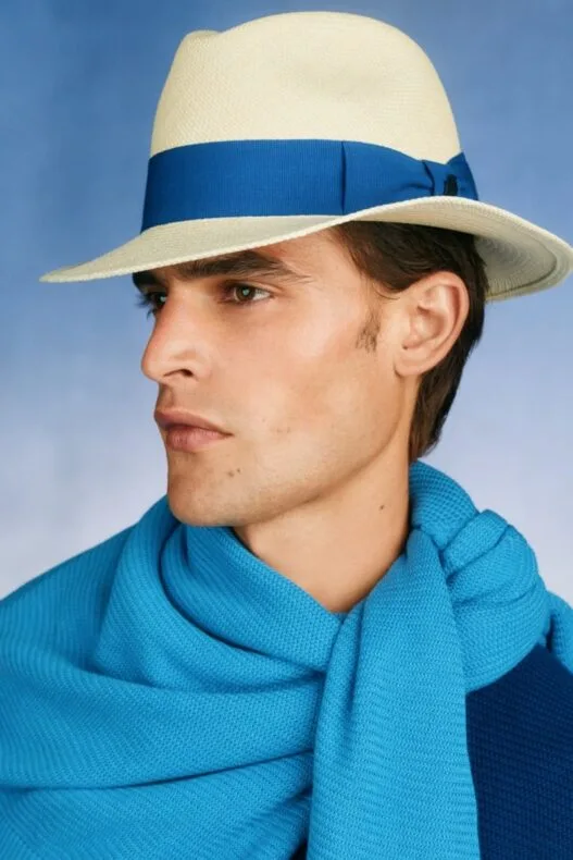 Parker van Noord models dunhill Spring/Summer 2027 British tailoring and summer menswear.
