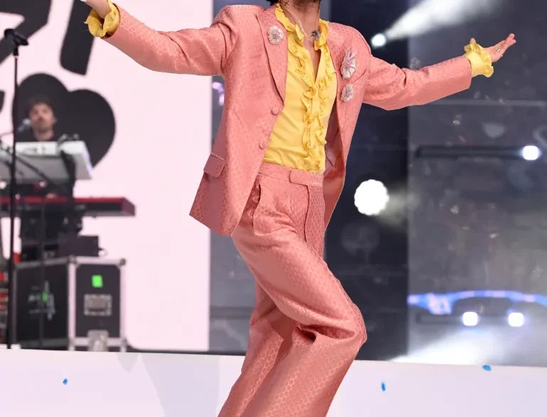 Stephen Sanchez performing Be More live at Capital’s Summertime Ball 2026 inside Wembley Stadium