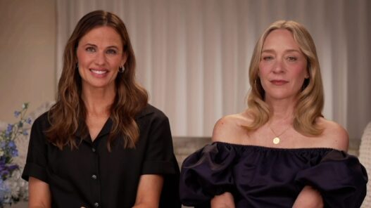 Jennifer Garner and Chloë Sevigny answer rapid-fire questions together for ELLE’s Ask Me Anything