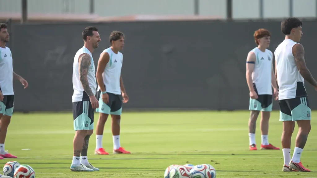 Argentina trains before facing Cabo Verde in the FIFA World Cup 2026 Round of 32.