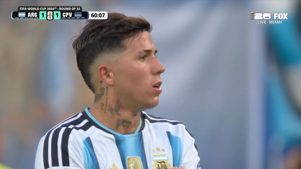 Argentina presses forward against Cape Verde during the FIFA World Cup 2026 Round of 32.
