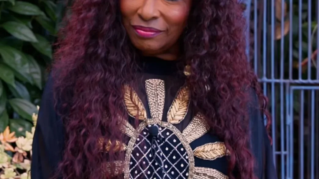 Chaka Khan guiding her July New Moon Meditation in a softly lit room