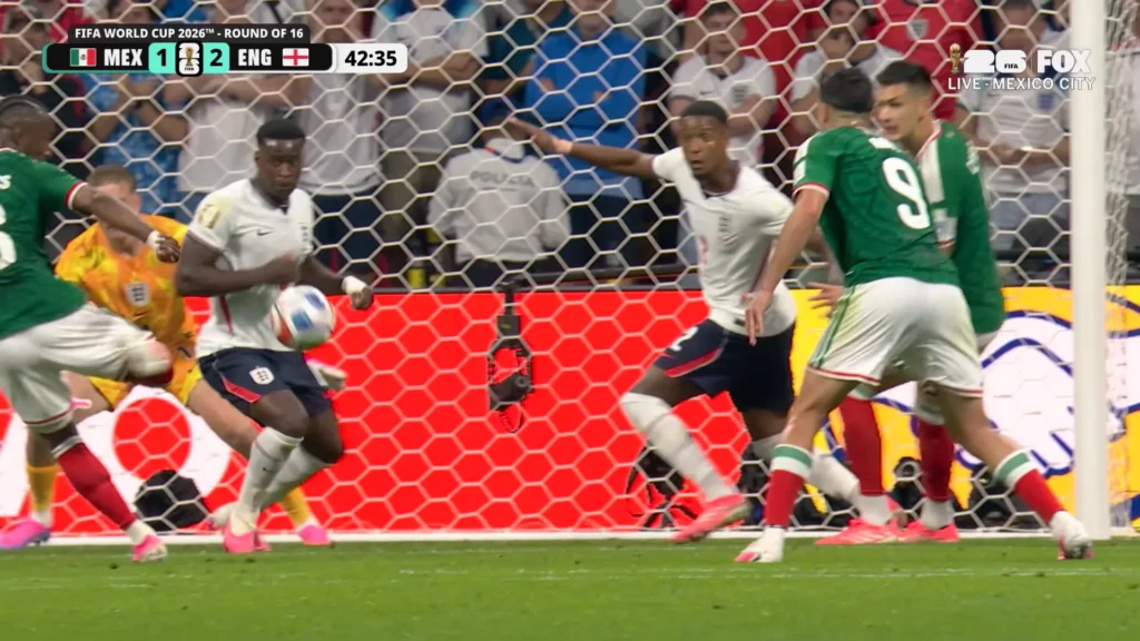 Mexico vs England FIFA World Cup 2026 Round of 16 highlight screenshot.