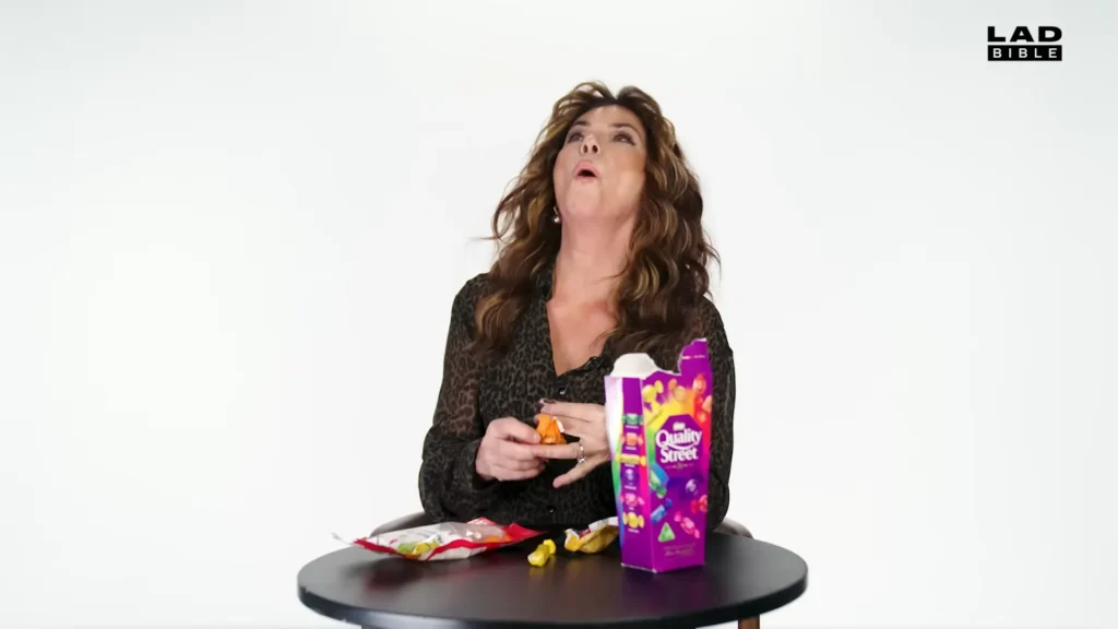 Shania Twain compares the final Canadian and British foods on Snack Wars