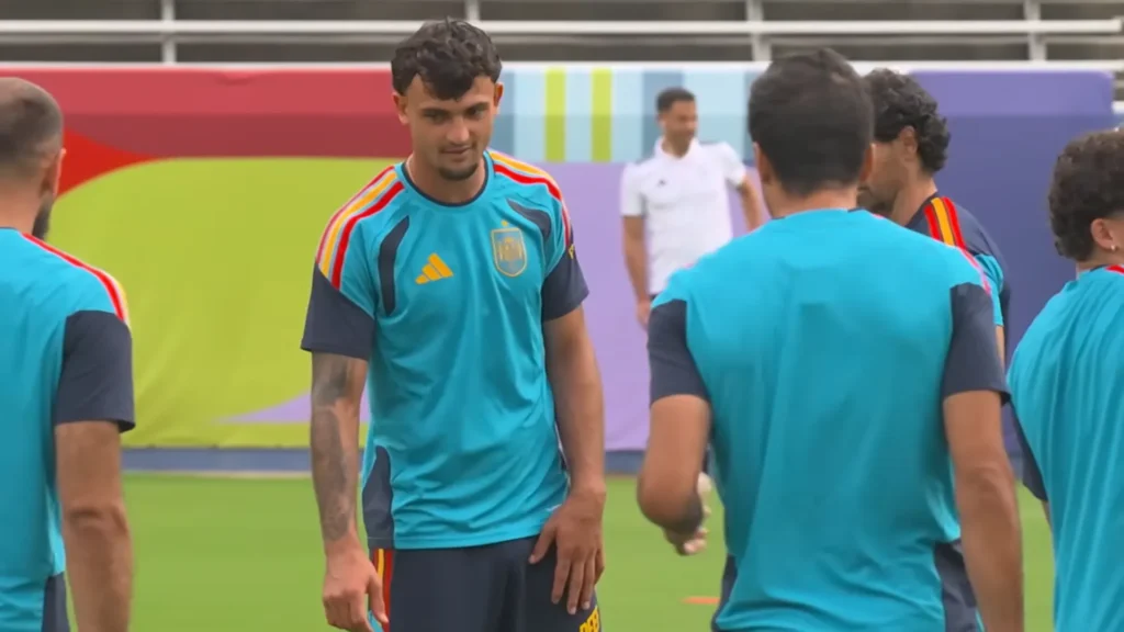 Spain trains before the France semifinal at the FIFA World Cup 2026.