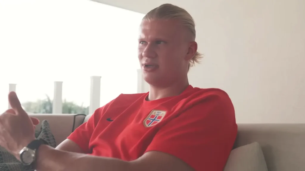 Erling Haaland and Zlatan Ibrahimović during a behind-the-scenes World Cup conversation