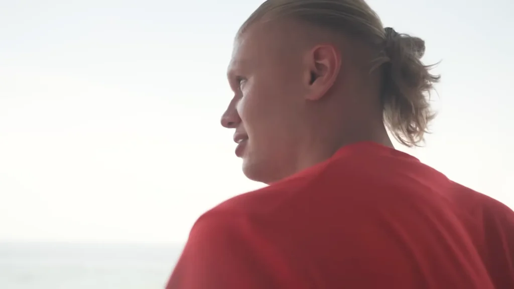 Zlatan Ibrahimović appearing as a guest in Erling Haaland’s World Cup vlog