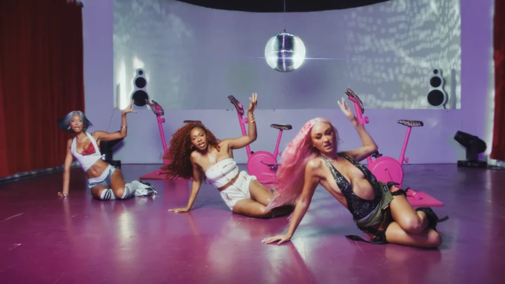 FLO appear together near the end of the Remedied official video