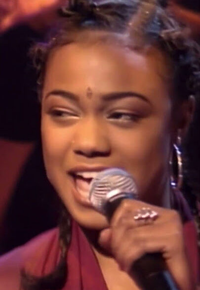 Tatyana Ali performing Daydreamin’ on Top of the Pops in November 1998