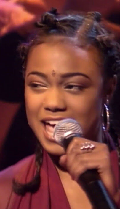 Tatyana Ali performing Daydreamin’ on Top of the Pops in November 1998