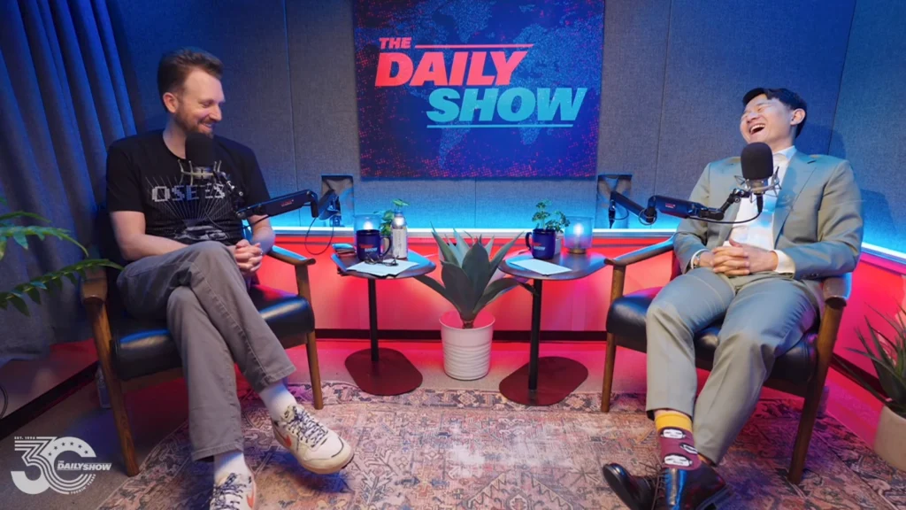 Special Podcast Mini Series: Celebrating 30 Yrs Of The Daily Show W/ Ronny Chieng & Jordan Klepper