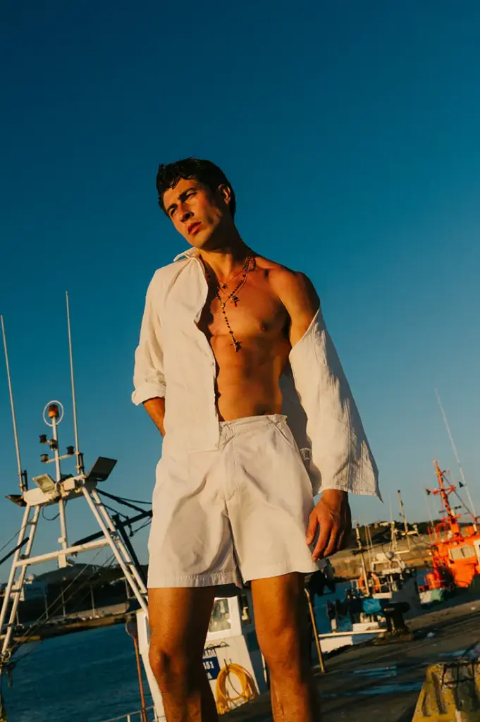 Carlos Lara Herrera in Marinero by Antonio C. Malia