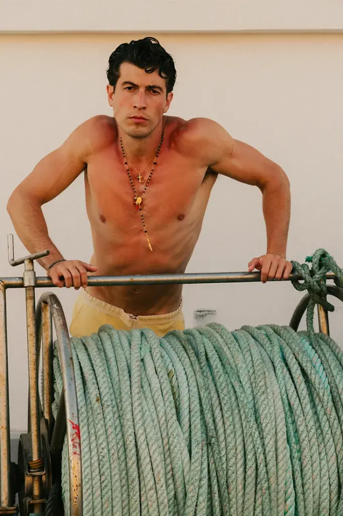 Carlos Lara Herrera in Marinero by Antonio C. Malia