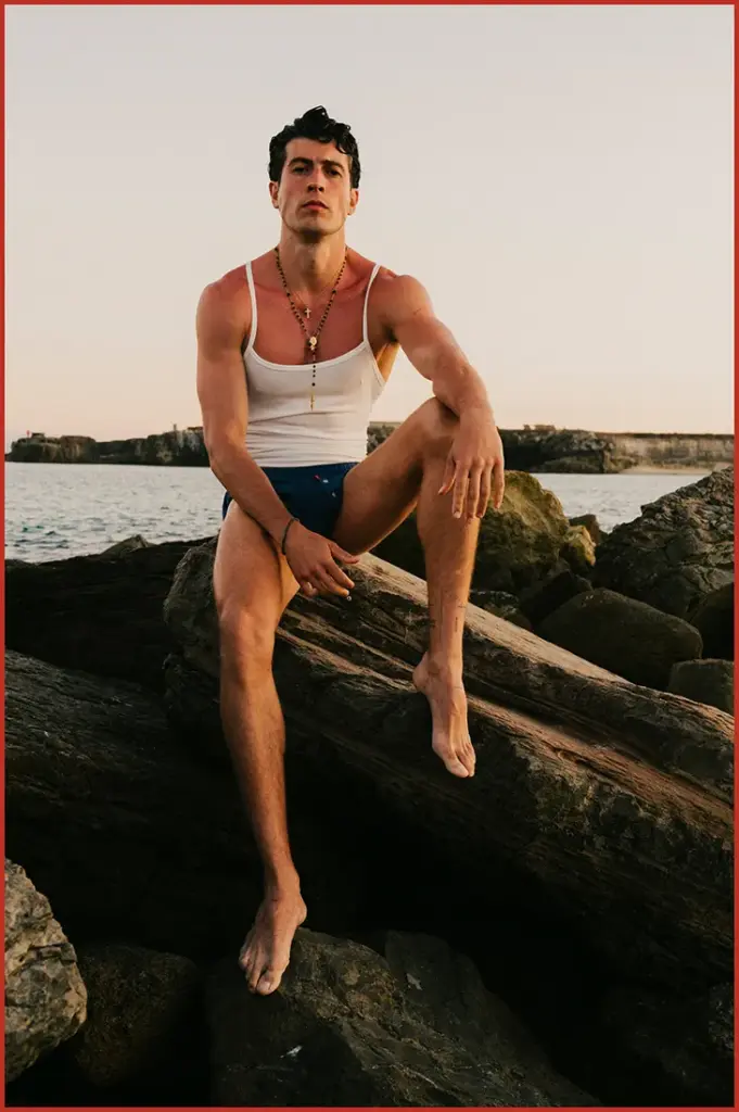 Carlos Lara Herrera in Marinero by Antonio C. Malia
