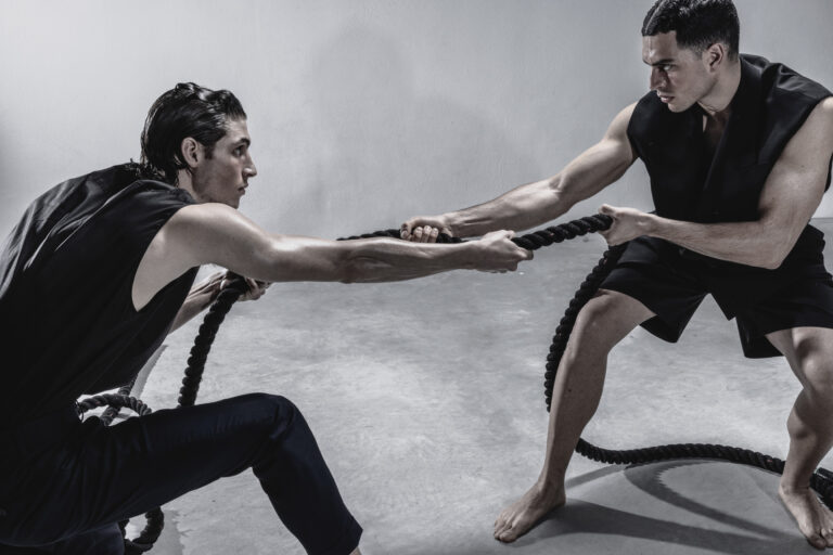 Dualing Competing Paolo Feliciangeli & Nicola Russo