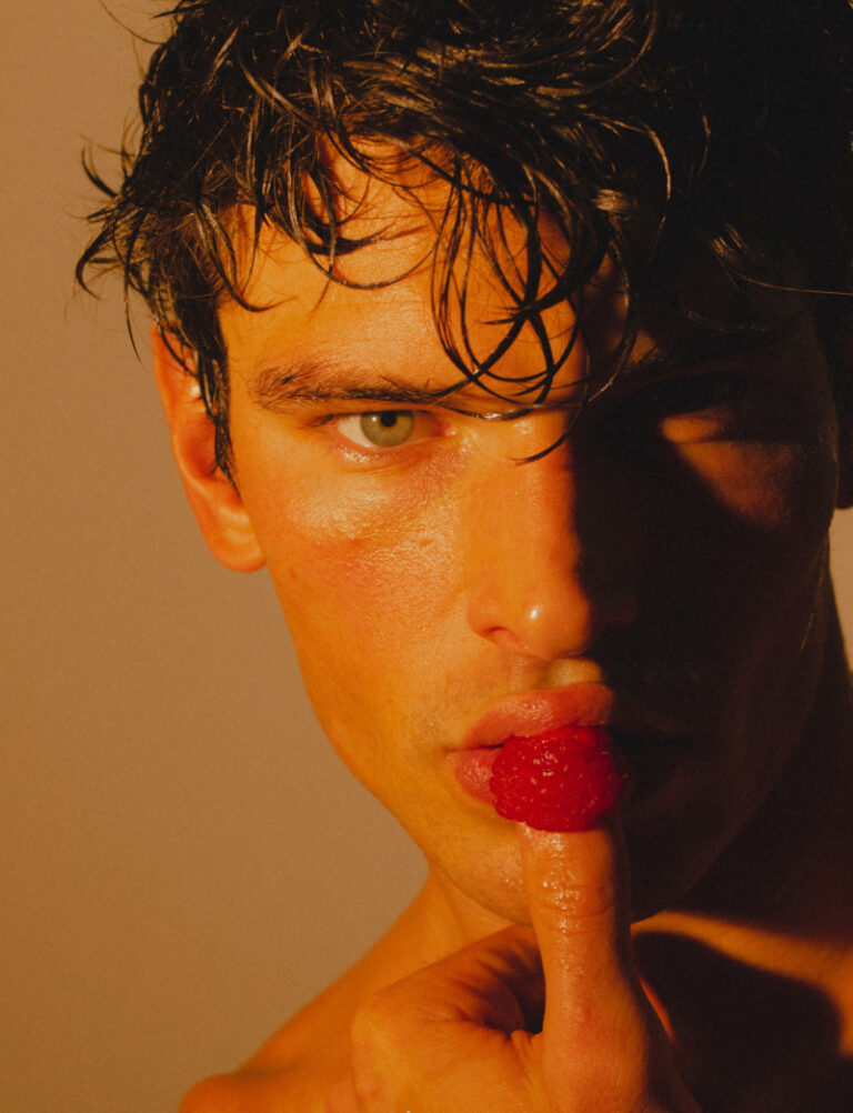 Super Stud Model Stefano Tomadini Heats Up Joey Leo’s “Shifting Colours”