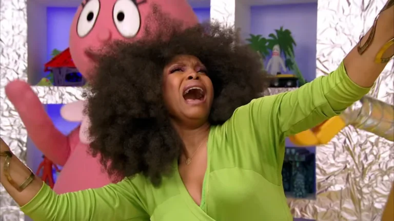 Wednesday Whimsy: Erykah Badu Brings Neo-Soul Magic to “Birds” on Yo Gabba Gabba!